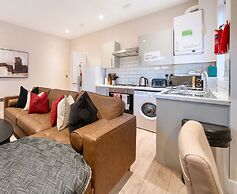 Everest Lodge Serviced Apartment