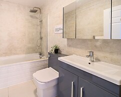 Everest Lodge Serviced Apartment