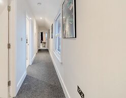 Everest Lodge Serviced Apartment