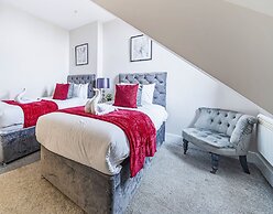 Everest Lodge Serviced Apartment