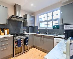 Everest Lodge Serviced Apartment