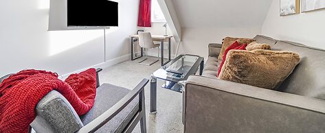 Everest Lodge Serviced Apartment