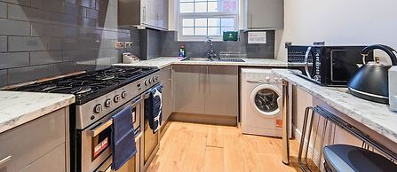 Everest Lodge Serviced Apartment