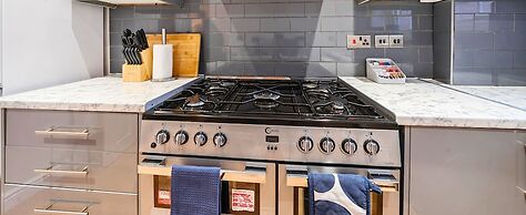 Everest Lodge Serviced Apartment