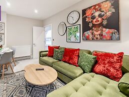 Everest Lodge Serviced Apartment