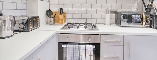 Everest Lodge Serviced Apartment