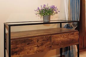 Golden Pantheon Rooms