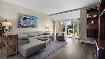 1/2 Mile to the Beach at Sandestin + Pool: Lake Views at Beachwalk Vil