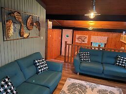 11 Tan-y-coed Woodland Lodge