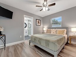 The Family Escape Hot Tub & BBQ near IRB