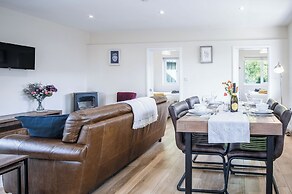 Skomer Lodge - 2 Bedroom Lodge - Manorbier