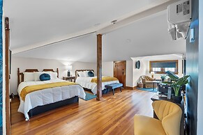 Rockwood Inn