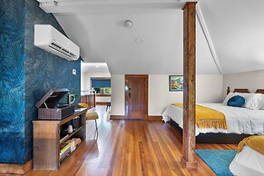 Rockwood Inn