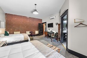 Rockwood Inn