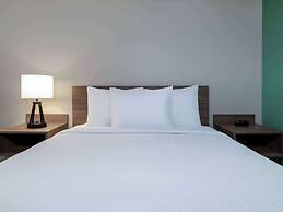 ECHO Suites Extended Stay by Wyndham Spartanburg