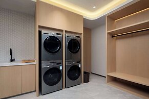 Days Inn By Wyndham Zhuhai Gongbei Port