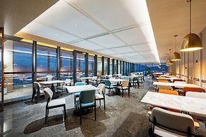 Days Inn By Wyndham Zhuhai Gongbei Port