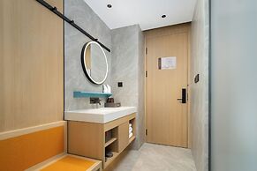 Days Inn By Wyndham Zhuhai Gongbei Port