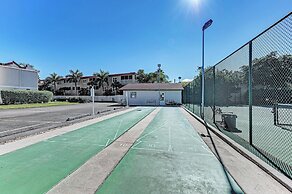 Runaway Tropical Waves-pet Friendly