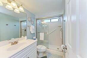 Runaway Tropical Waves-pet Friendly