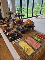 Sierra Sacred Valley