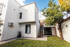 LUXURY HOUSE VILLA DEVOTO