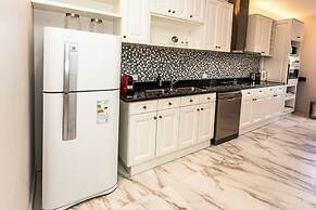 LUXURY HOUSE VILLA DEVOTO