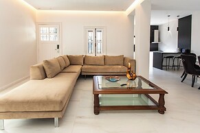 LUXURY HOUSE VILLA DEVOTO