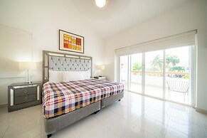 Mayamar G1 - 3 Bedroom with Pool & BBQ
