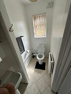 Luton City Escape - Modern 1BR Apartment