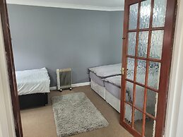 Luton City Escape - Modern 1BR Apartment