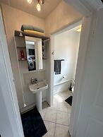Luton City Escape - Modern 1BR Apartment