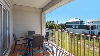 .2 Miles From Beach, Bright and Modern Townhome, 3bd, 3bth
