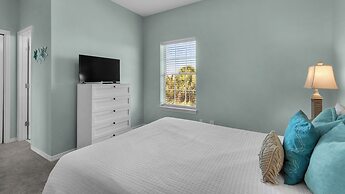 .2 Miles From Beach, Bright and Modern Townhome, 3bd, 3bth