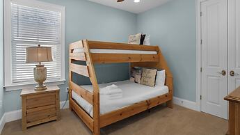 2 Golf Carts, Great Community Pool, Modern Charm