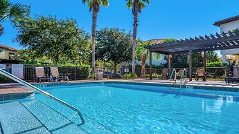 2 Golf Carts, Great Community Pool, Modern Charm