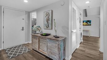 2br/2ba ~ Sleeps 6 ~ Public Beach Access!