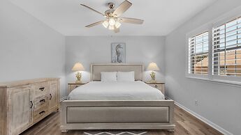 2br/2ba ~ Sleeps 6 ~ Public Beach Access!