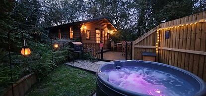 Captivating 1-bed Cabin in Newmarket