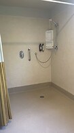 The Elmwood Motel