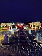 Merzouga Luxury Camp & Camel Trek