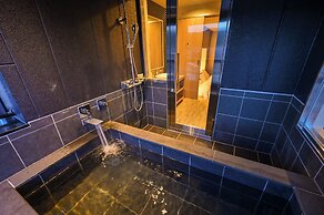 Ureshino Onsen Yadoya Uchiroji Hondori