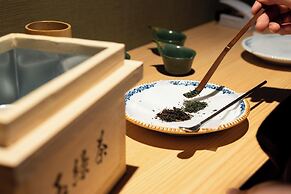 Ureshino Onsen Yadoya Uchiroji Hondori