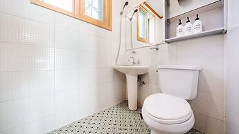 Yeongheungdo Noeul&bada Pension