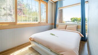 Yeongheungdo Noeul&bada Pension