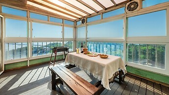 Yeongheungdo Noeul&bada Pension