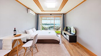 Yeongheungdo Noeul&bada Pension