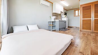 Yeongheungdo Noeul&bada Pension