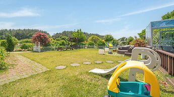 Yeosu Noeul Walk Pet Pension