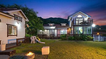 Yeosu Noeul Walk Pet Pension